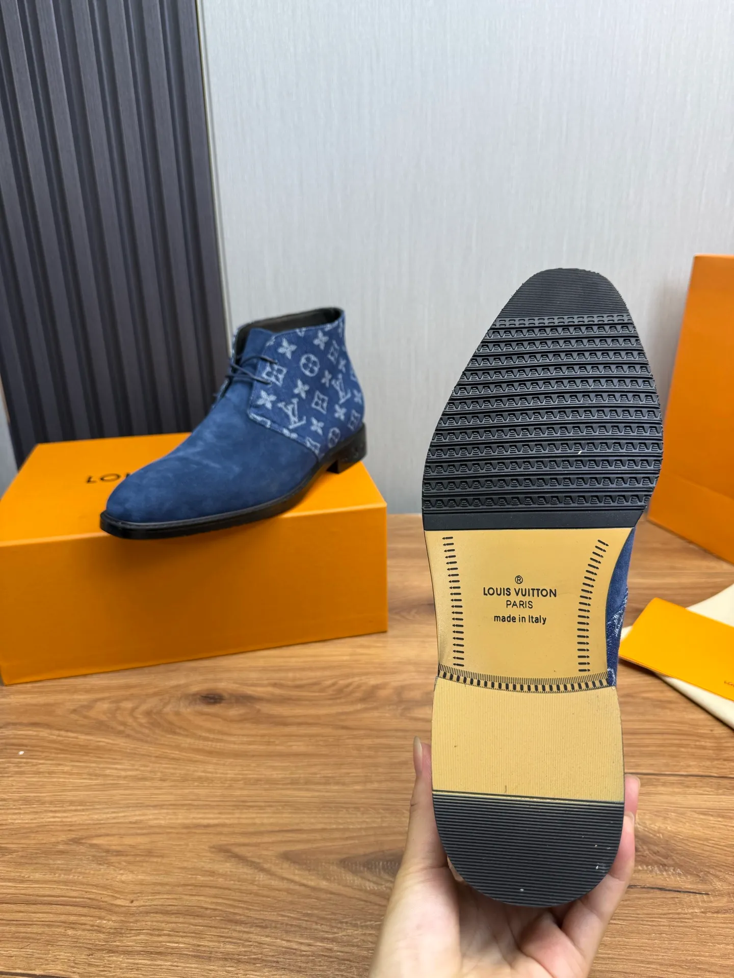 Men's shoes 💰760💰 LV. - Men's business casual leather shoes, top quality cow products. 1:1 shipment ⬆️Luxury and noble 👞All imported original brand leather materials, just to create a more comfortable wearing experience, upper: original cowhide ➕Imported full cow lining, original outsole ✔️16-45 (38.45 non-returnable)